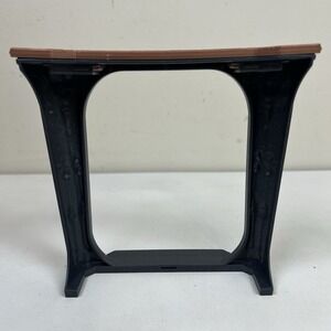 Monster High Deadluxe High School Playset Table Stand Bar Counter Doll Furniture